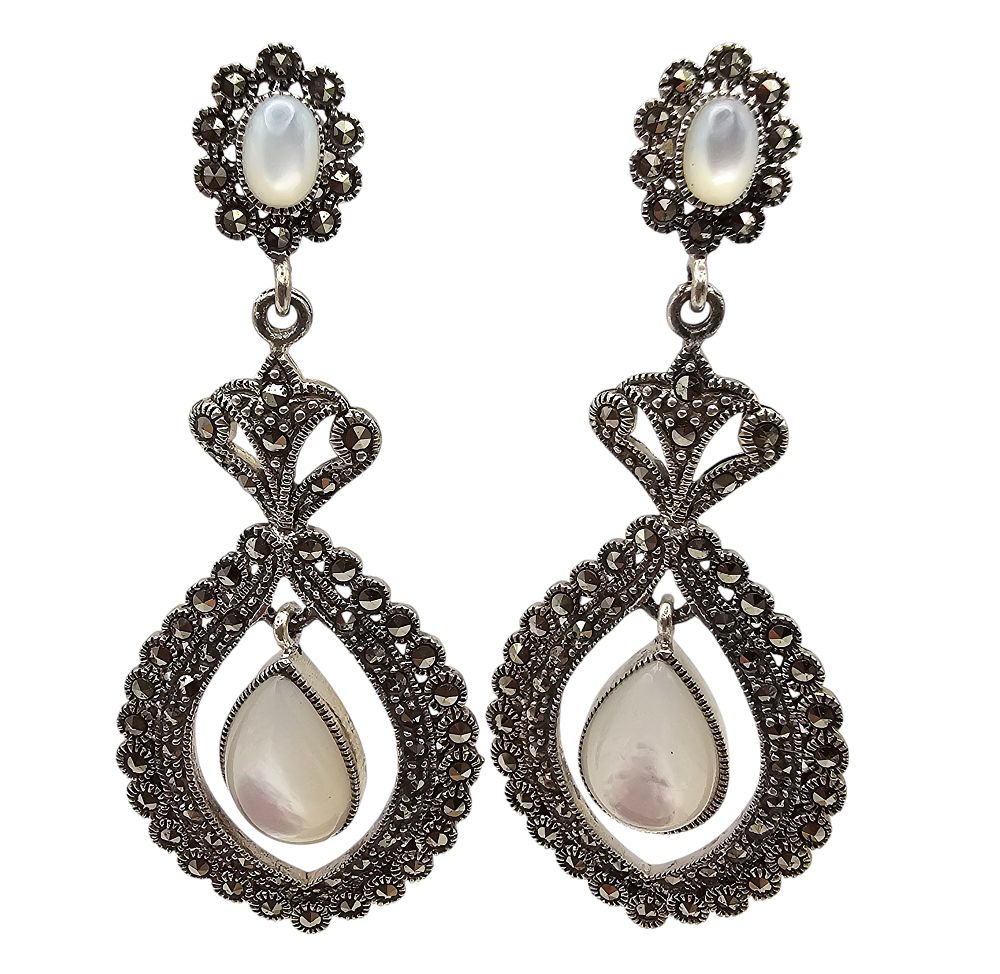 Lot 223: Mother Of Pearl Sterling Silver Drop Dangle Earrings 19.2 G