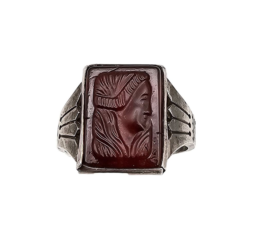 Lot 238: Vintage Carnelian Carved Intaglio Sterling Silver Ring Sz 5.75 3.4 G
