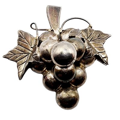 Sterling Taxco TC-128 Grape Cluster Brooch/Pendant 24.4g