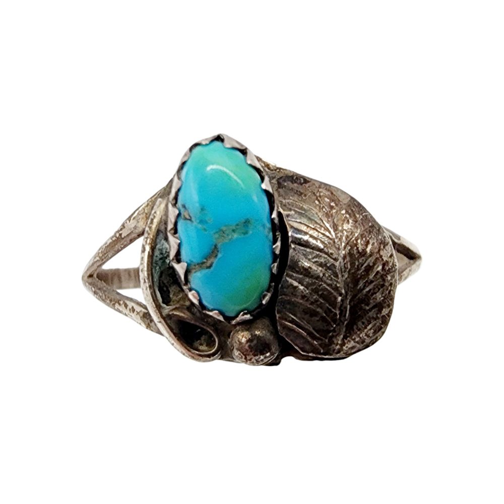 Lot 370: Sterling Navajo Turquoise Leaf Ring Sz 7