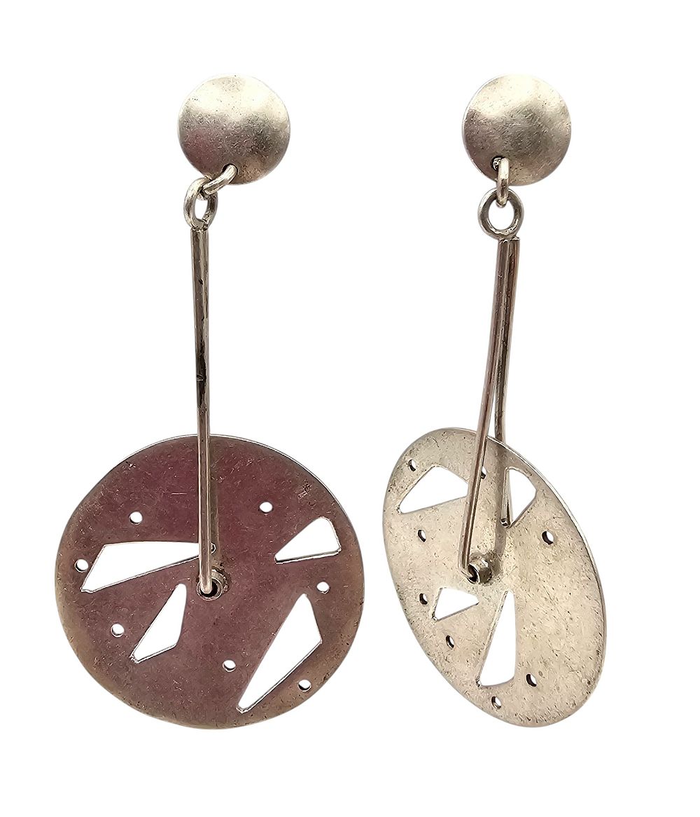 Lot 230: Sterling Silver Modernist Wheel Style Drop Dangle Earrings 13.5 G