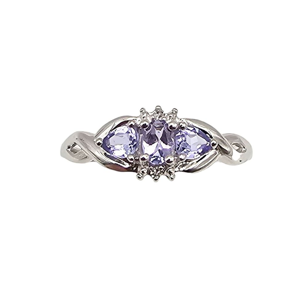 Lot 327: C Tanzanite 10K White Gold Cocktail Ring Size 7 1.6 G