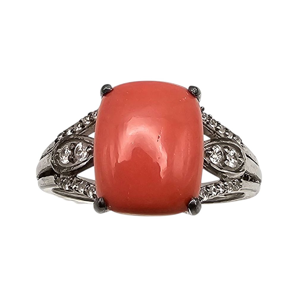 Lot 401: D'Joy Coral Sterling Silver Ring Size 9.5 4.2 G
