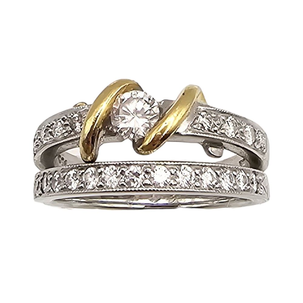 Lot 557: Signed 10K Gold Diamond Wedding Ring Size 5.5 6 G