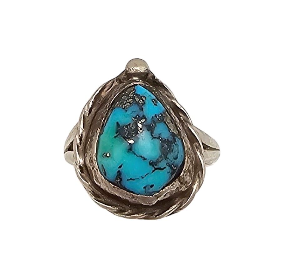 Lot 151: Navajo Turquoise Sterling Silver Ring Size 4.75 4.2 G