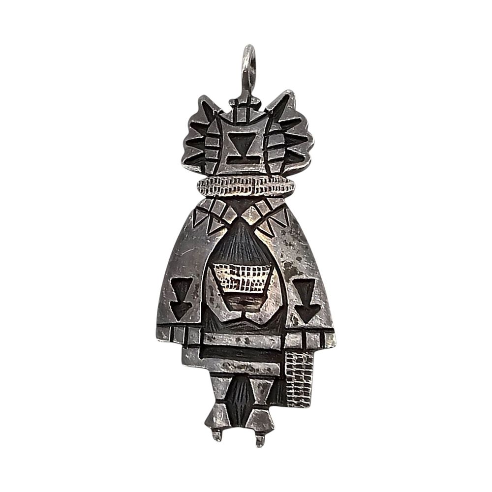 Lot 211: Southwestern Sterling Silver Kachina Pendant 5.3 G