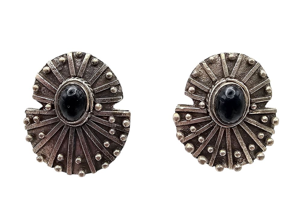 Lot 356: Onyx Sterling Silver Modernist Earrings 5.2 G