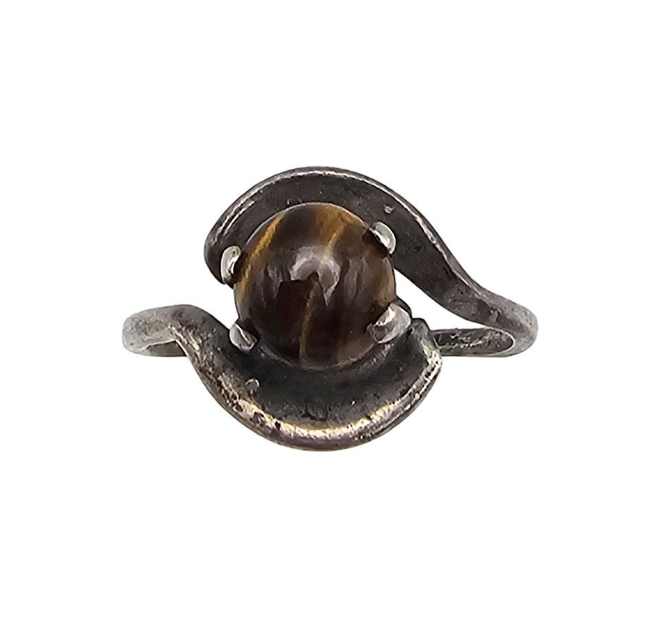 Lot 372: Mexico Tiger's Eye Sterling Silver Ring Size 7 2.9 G