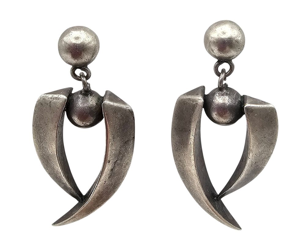 Lot 373: Sterling Silver Modernist Circle Spike Drop Dangle Earrings 7.6 G