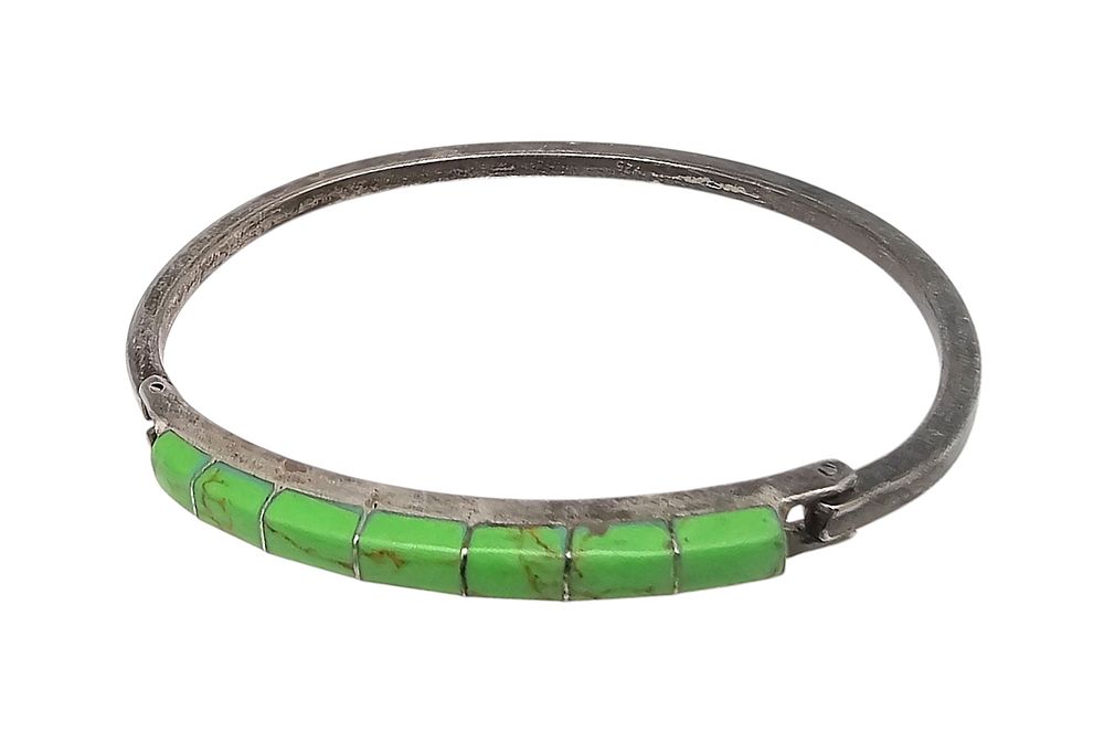 Lot 411: Mexico Green Turquoise Sterling Silver Inlay Eye Hook Bangle Bracelet 14.6 G