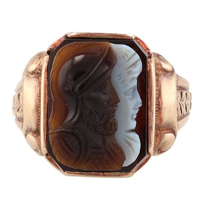 Cameo 10K Gold Ring Size 9.25. Gross ARTTOR? Mother Of Pearl Obsidian Carved Soldier Cameo 10K 