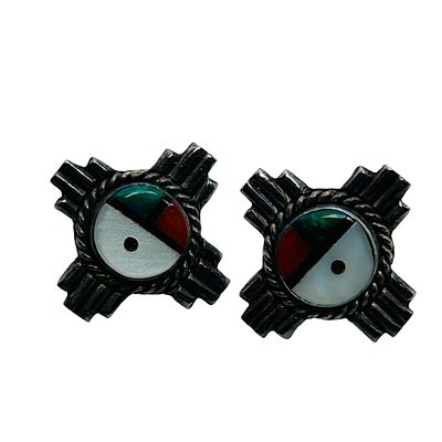Zuni Vintage Sterling Stud Earrings 1.94 G. Zuni vintage Sterling stud earrings 1.94 g