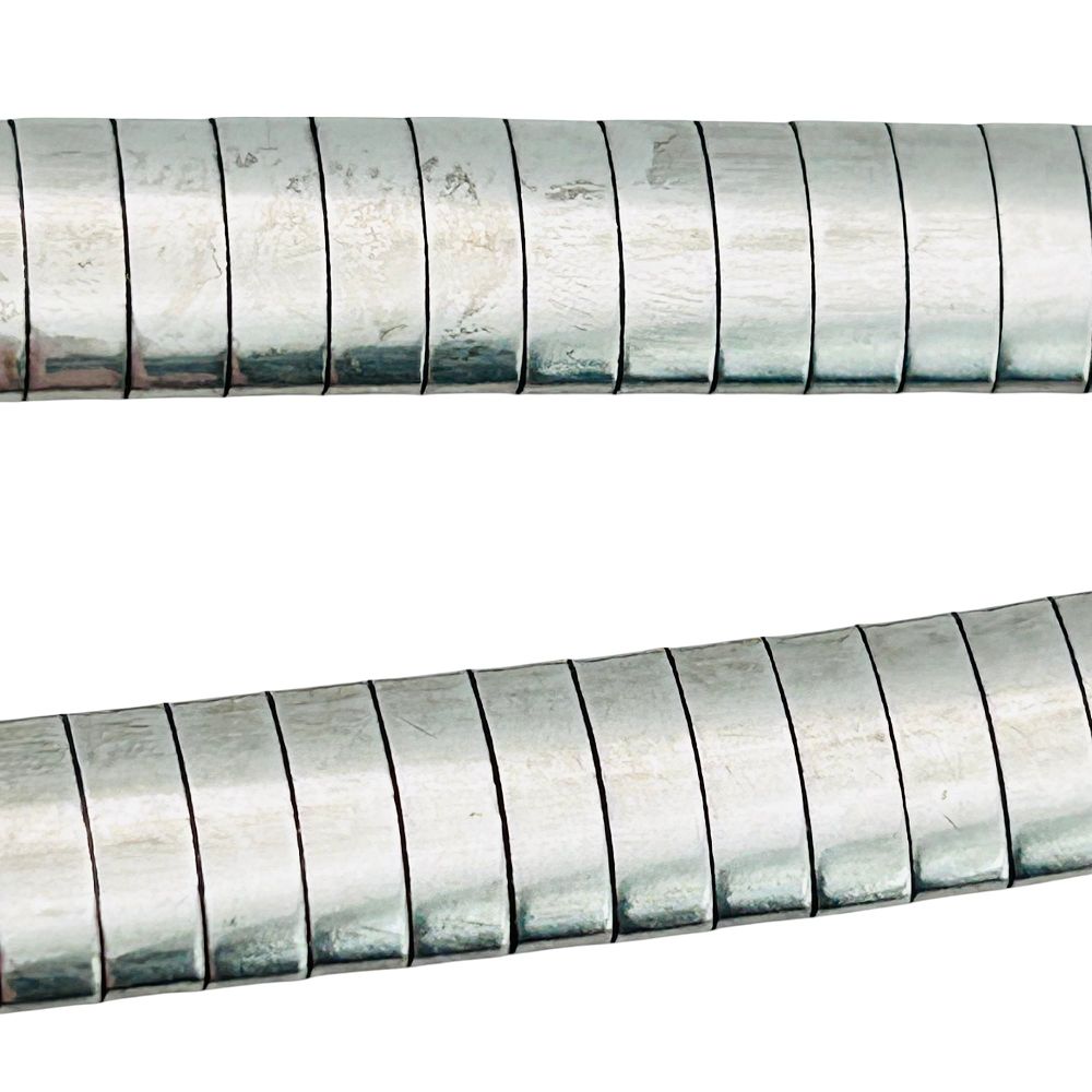 Lot 364: MILOR Italy, Sterling Flat Snake Chain 16 Inch Necklace 32.32 G