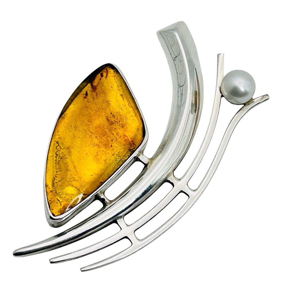 Lot 478: Amber And Pearl Signed Modern Pendant 12.93 G