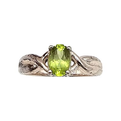 Ross Simons Peridot Sterling Silver Cocktail Ring Size 7.5 3.1 G