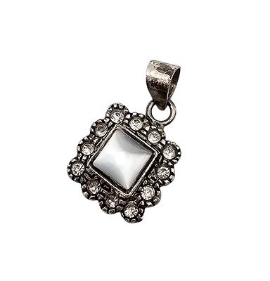 Mother Of Pearl Sterling Silver Pendant 1.9 G