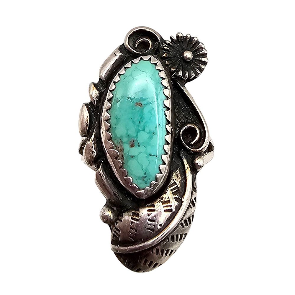 Lot 153: Navajo Turquoise Sterling Silver Ring Size 6.25 6 G