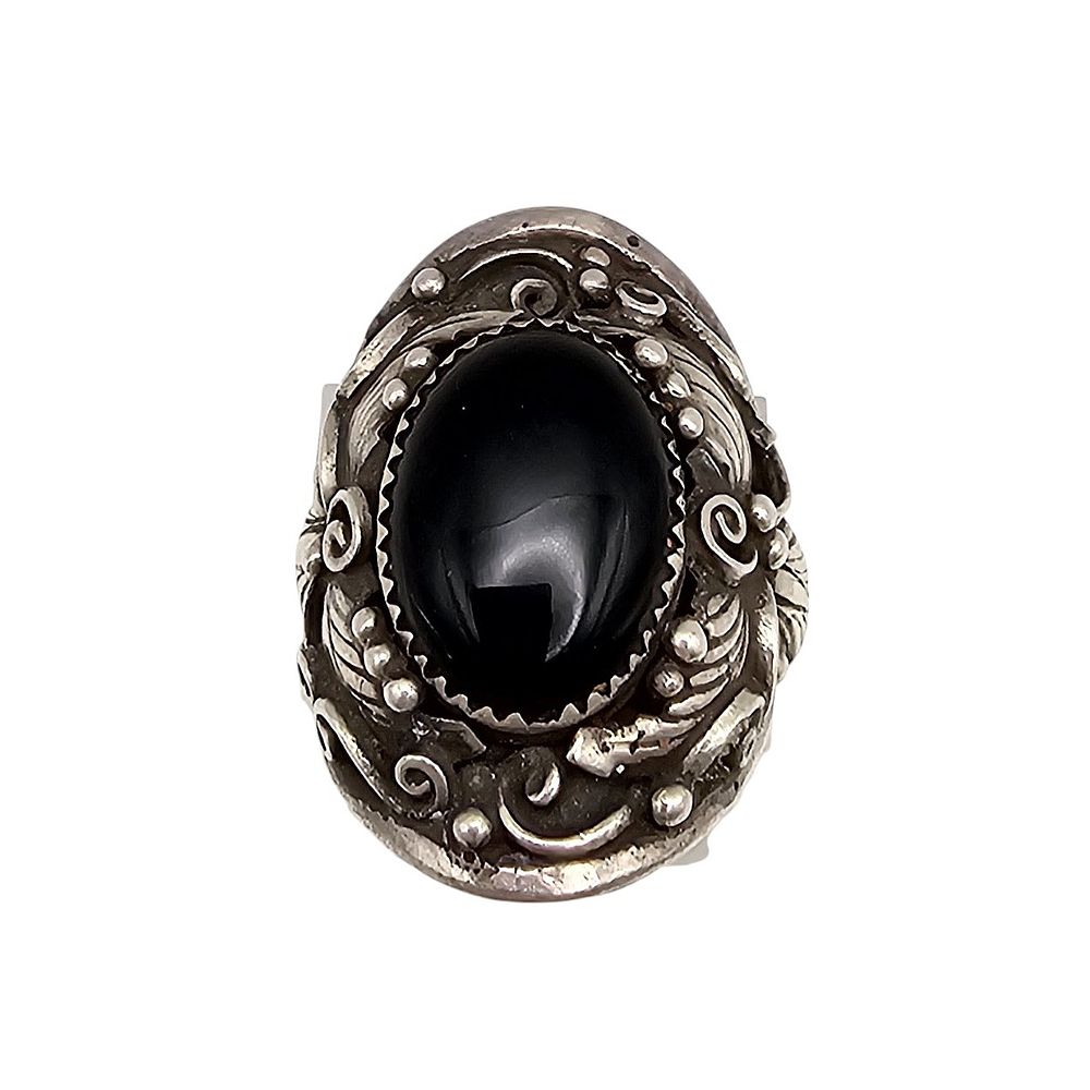 Lot 170: Native Onyx Sterling Silver Ring Size 9.5 11.9 G