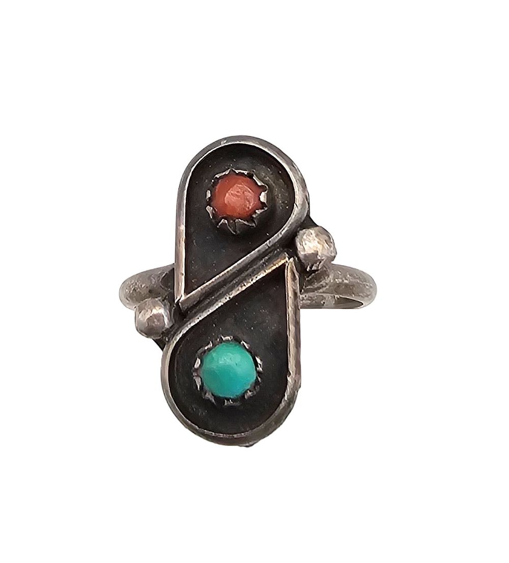 Lot 173: Navajo Turquoise Coral Sterling Silver Shadow Box Ring Size 4.25 2.4 G