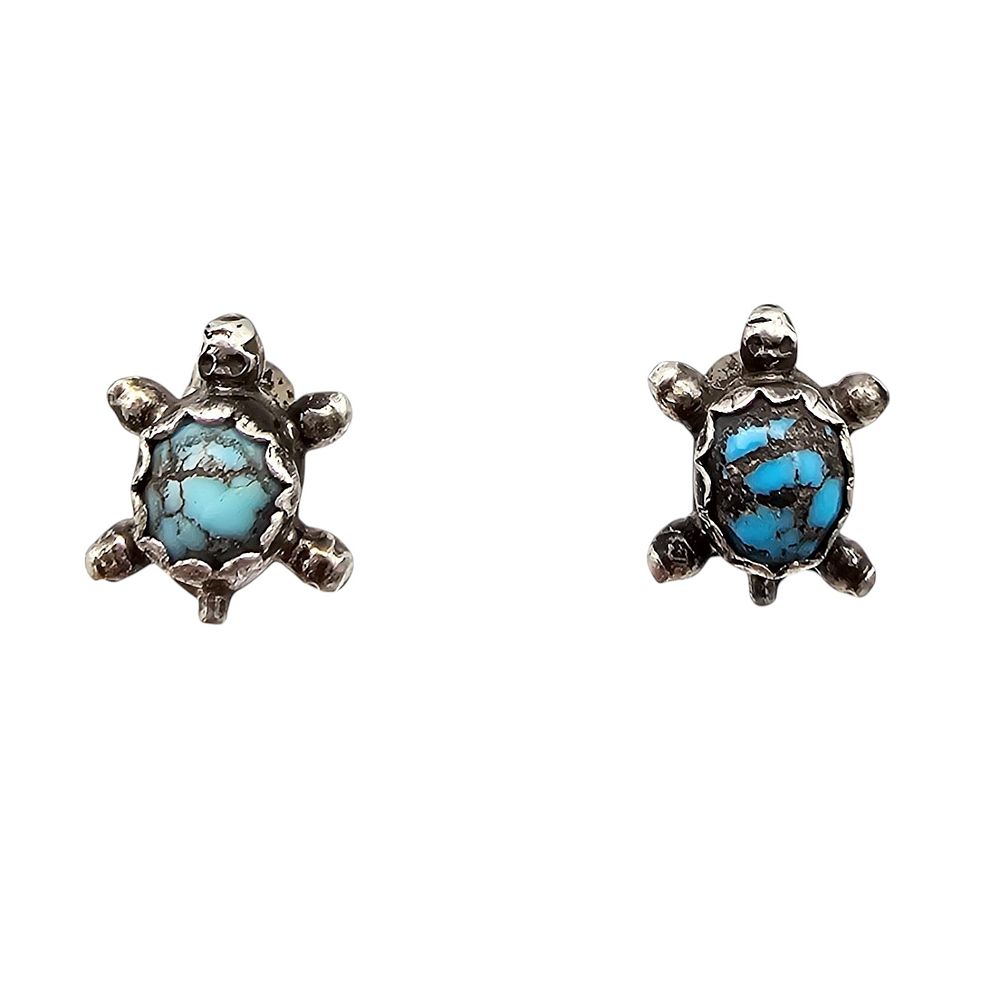 Lot 180: Navajo Turquoise Sterling Silver Turtle Earrings 2.2 G
