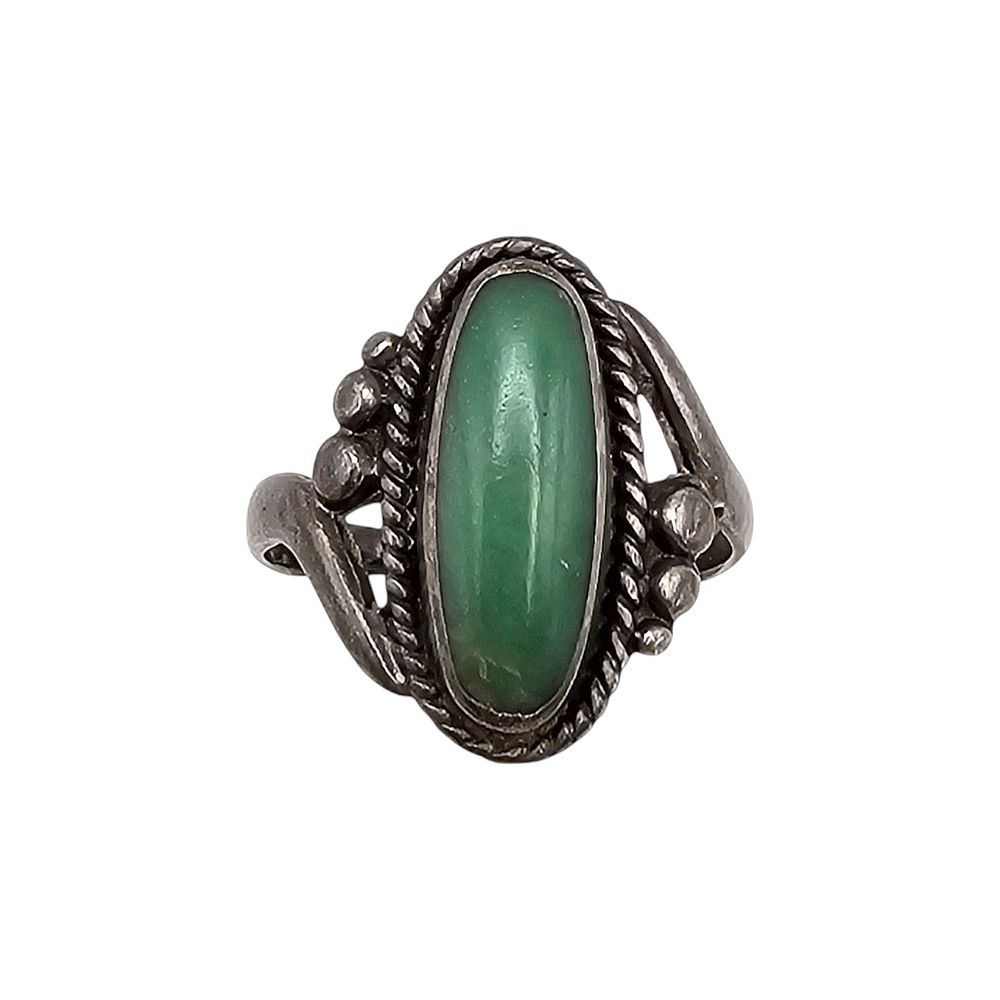Lot 197: Navajo Turquoise Sterling Silver Ring Size 8 3.8 G