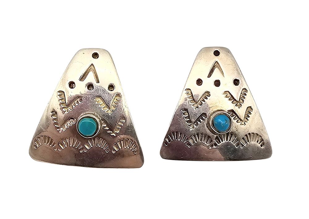 Lot 358: Mexico Turquoise Sterling Silver Stamp Work Earrings 11 G