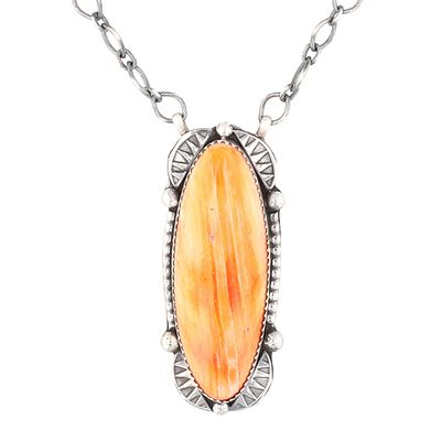 Navajo Handmade Spiny Oyster Sterling Silver Necklace by Tia Long. A Navajo Handmade Spiny 