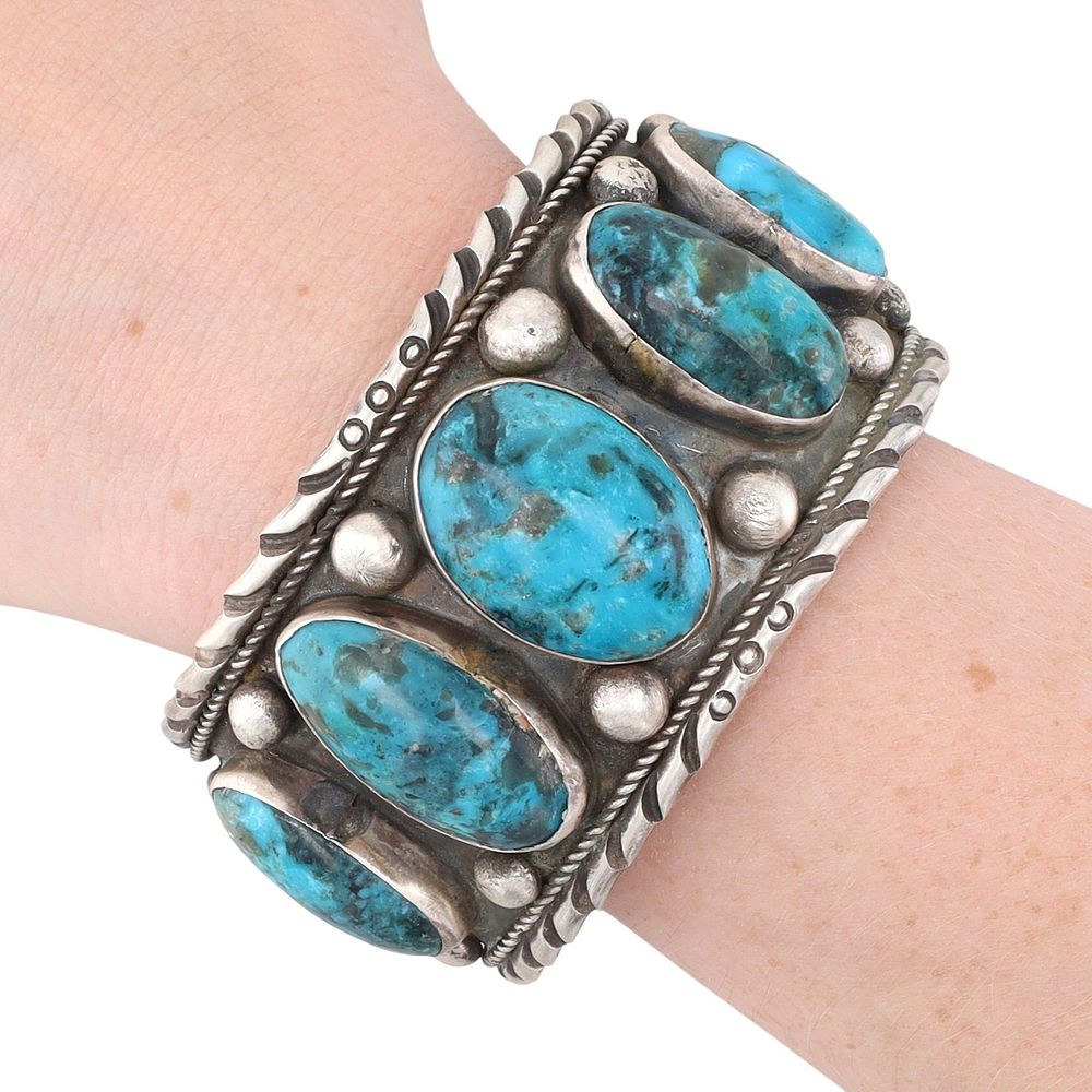 Lot 211: Donovan Nez Navajo Sterling Kingman Turquoise Cuff Bracelet
