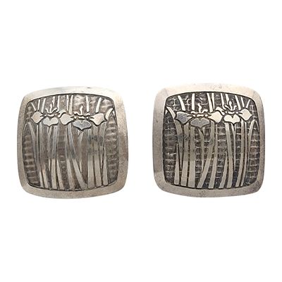 Vintage Sterling Flower Panel Earrings - 7g