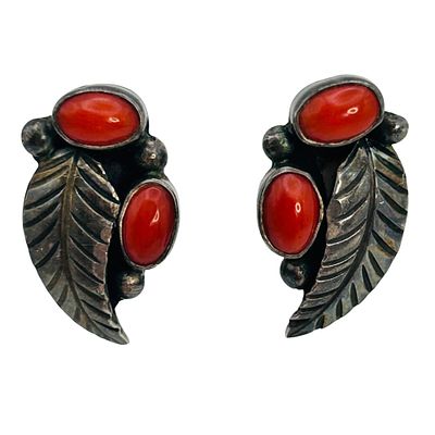 Navajo Sterling Coral Pushback Earrings 3.84 G. Navajo Sterling Coral pushback earrings 3.84 g