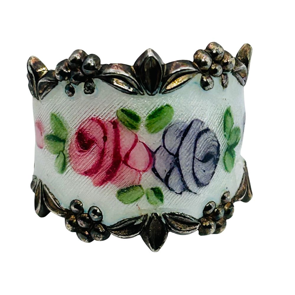 Lot 176: Vargas Sterling Wide Band White Enamel Flower Ring Size 6, 8.41 G