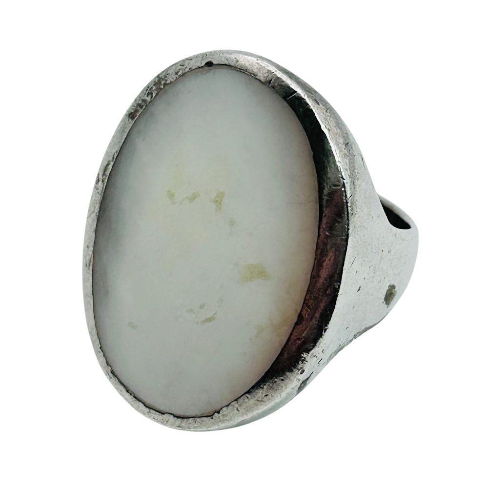 Lot 177: Mother Pearl Sterling Oval Statement, Ring Size 6.5, 11.6 G