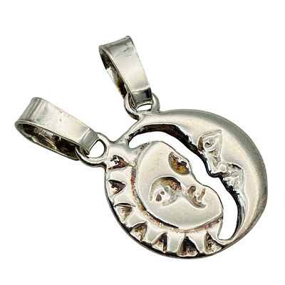 CL Sterling Sun Moon Split Face Man Woman Pendant, 1.81 G. CL Sterling Sun moon split face man 