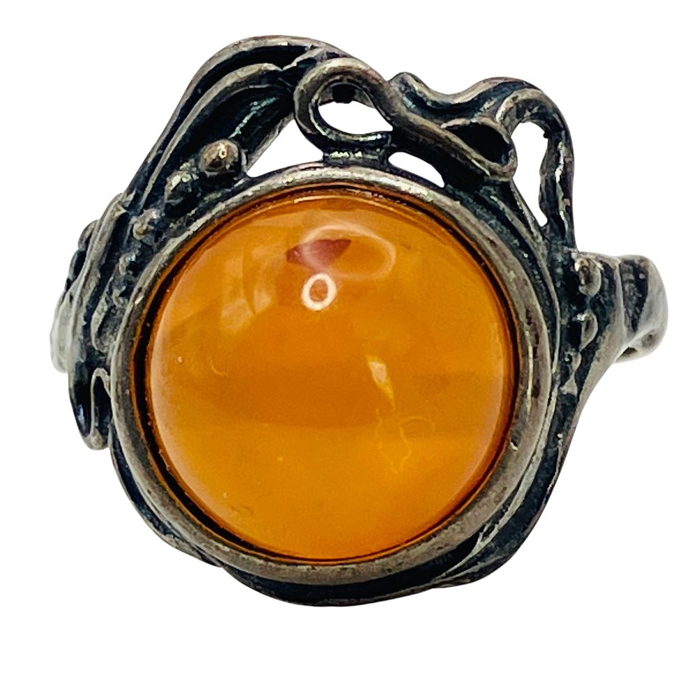 Lot 162: AMBER Sterling Solitaire Ring, Size 6, 2.85 G