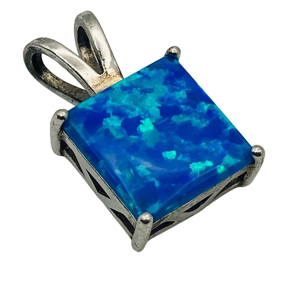 Lot 187: OPAL Sterling Pendant, 1.31 G
