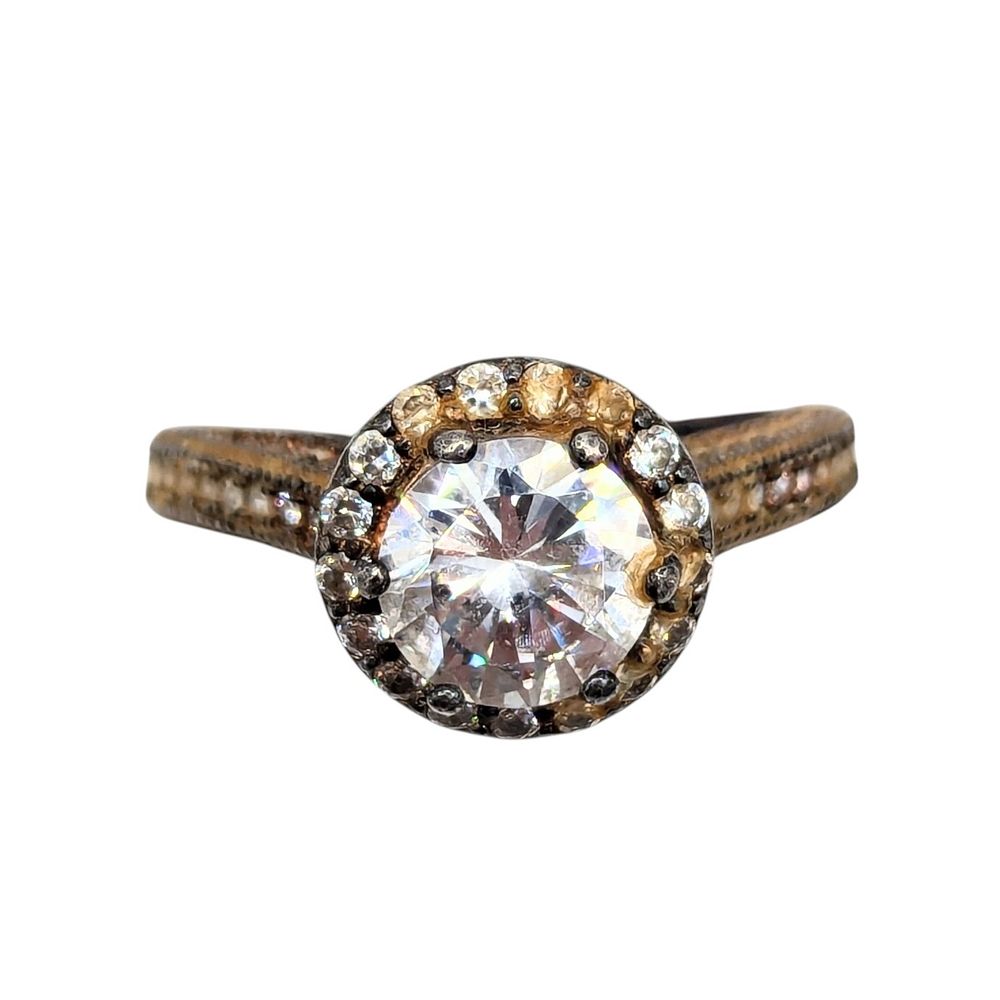 Lot 201: Sterling clear Rhinestones, Size 6, 4.4g