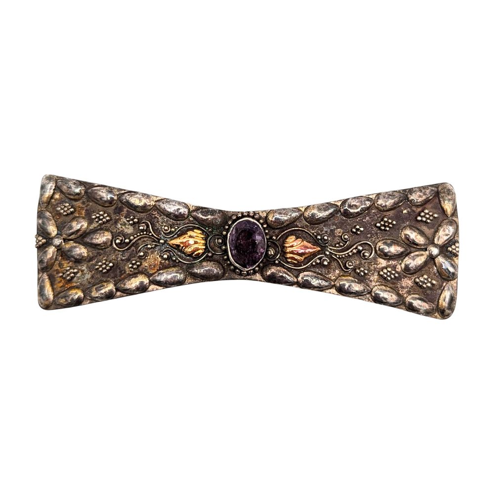 Lot 153: Sterling Hair Clip with Purple Amethyst 12.27g