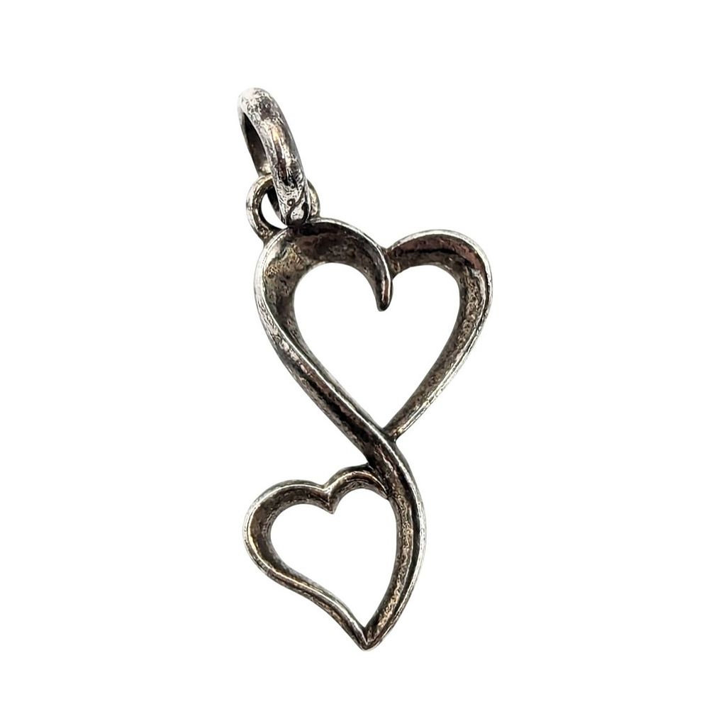 Lot 205: Sterling Double Heart Pendant .73g