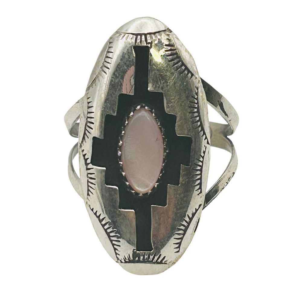 Lot 252: Felix Perry Navajo Sterling Mother Of Pearl Ring SZ9