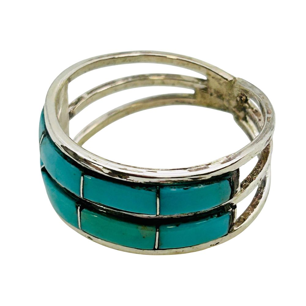 Lot 380: Debbie Livingston Navajo Sterling Kingman Turquoise Ring SZ. 7.5