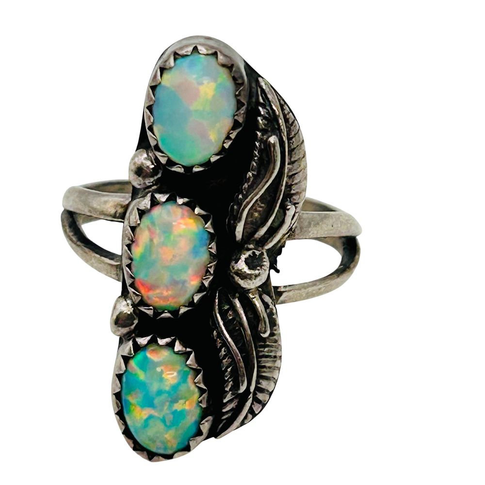 Lot 400: Vintage Navajo Sterling Opal Three Stone Ring Sz 6