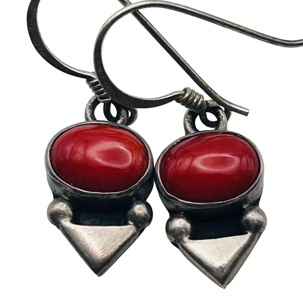 Lot 427: Navajo Coral, Sterling Dangle Earrings 2.58 G