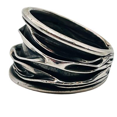 Sterling Oxidized Wide Band Ripple Design Ring Size 12. Sterling oxidized wide band ripple 