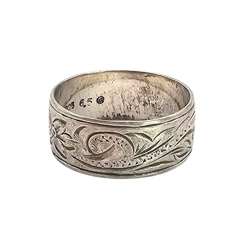 Lot 410: Sterling Silver Engraved Ring Size 5.75 3.1 G