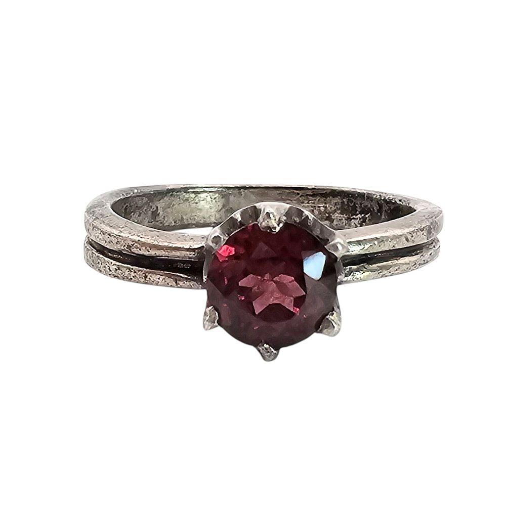 Lot 416: Vintage Gemstone Sterling Silver Ring Size 6.25 3 G