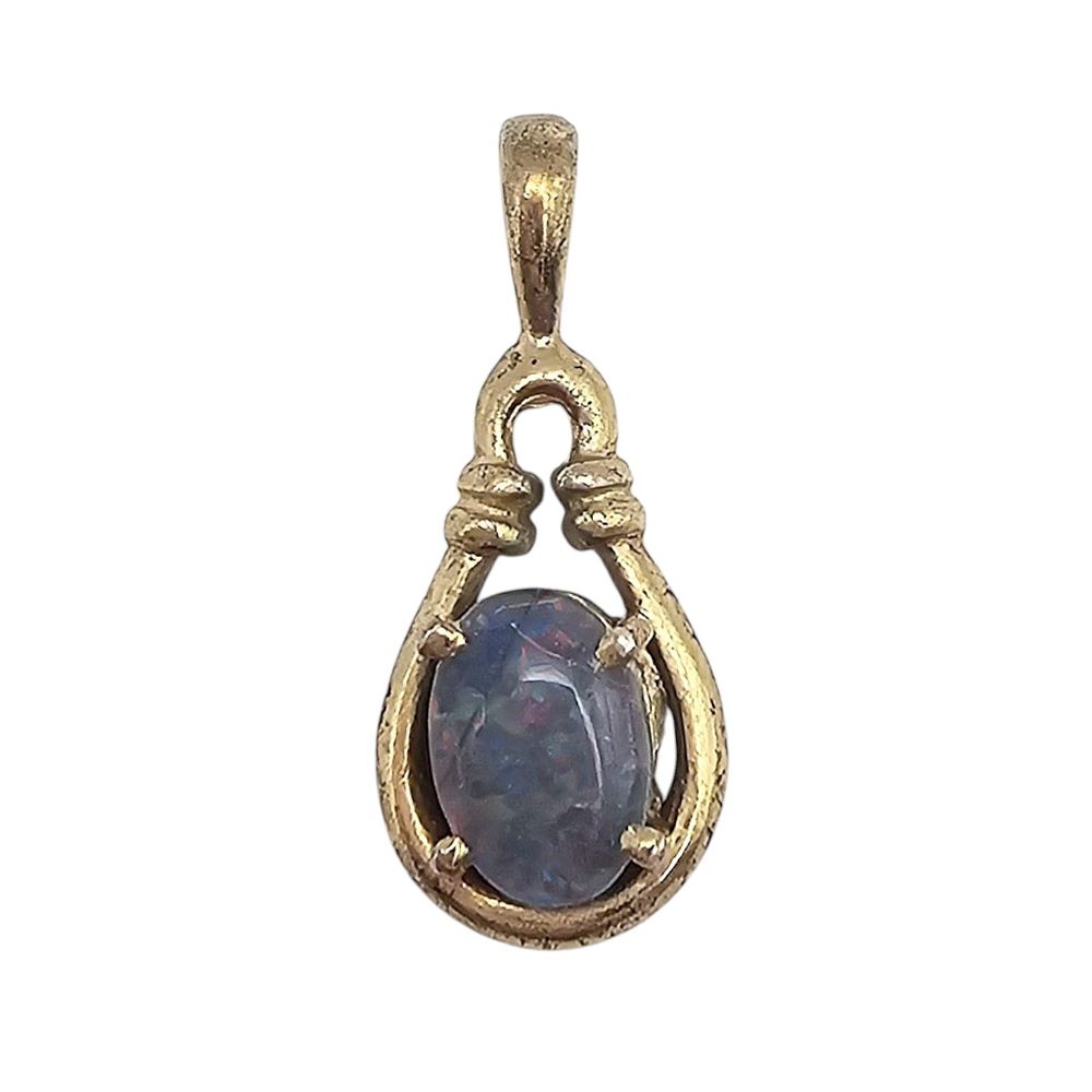 Lot 419: Opal Sterling Silver Pendant 0.9 G