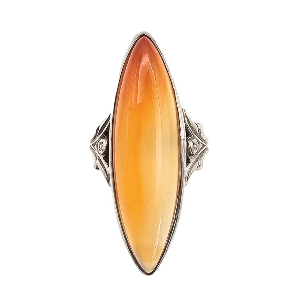 Lot 554: Carnelian Sterling Silver Ring Size 4.5 4.5 G