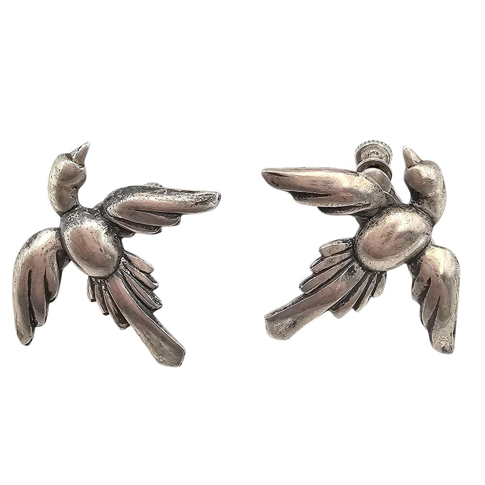 Lot 555: Sterling Silver Bird Earrings 4.1 G