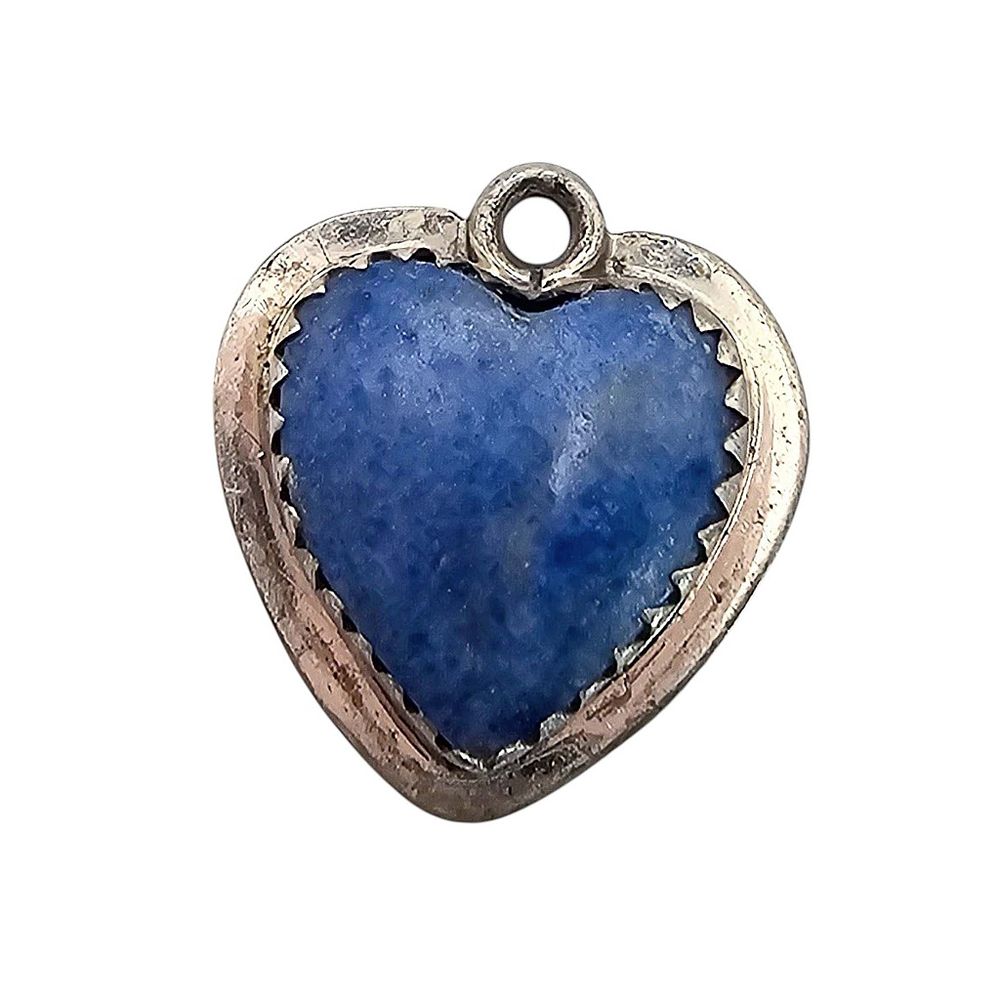 Lot 580: Native SC Sodalite Sterling Silver Pendant 2.4 G