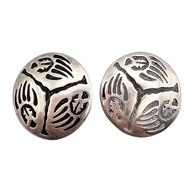 Hopi Sterling Silver Bear Paw Disk Earrings 14.3 G